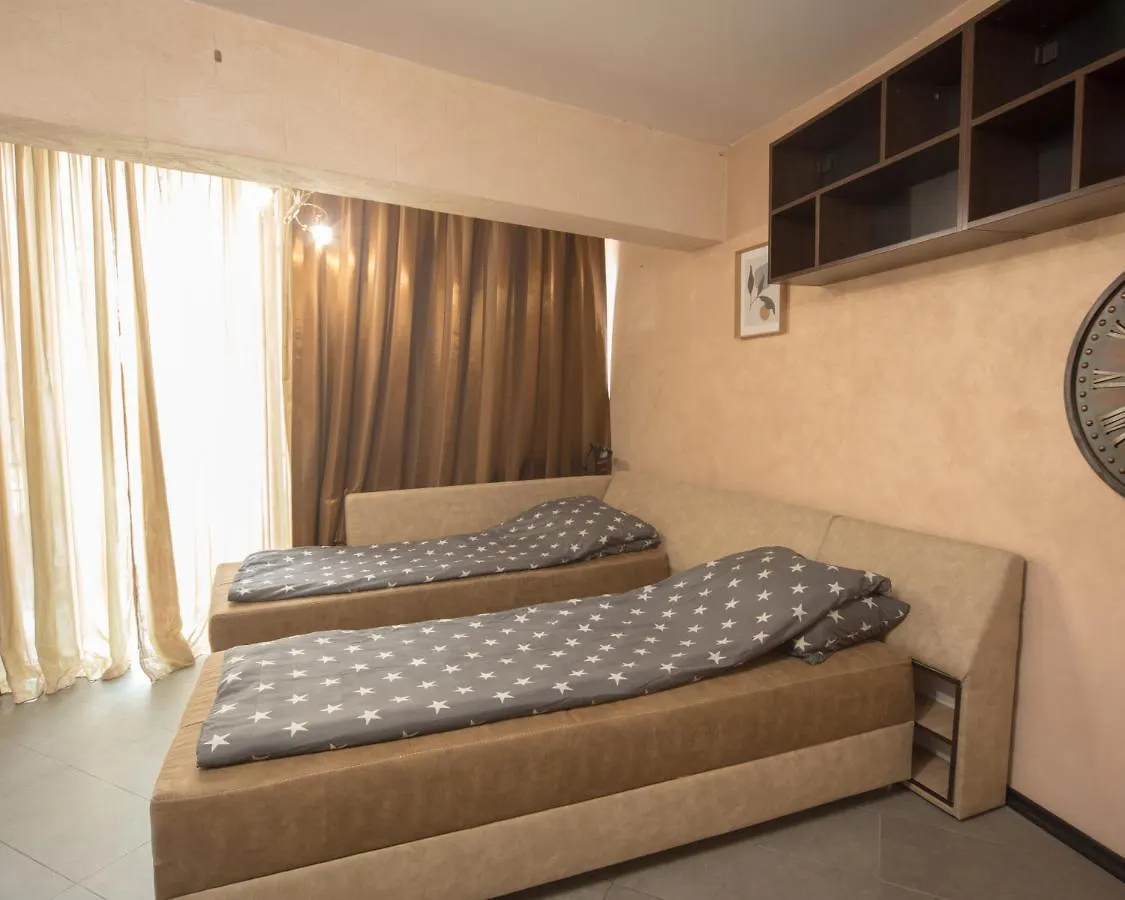 Апартаменты Aleks Holiday-Center,Sea,Parking Бургас